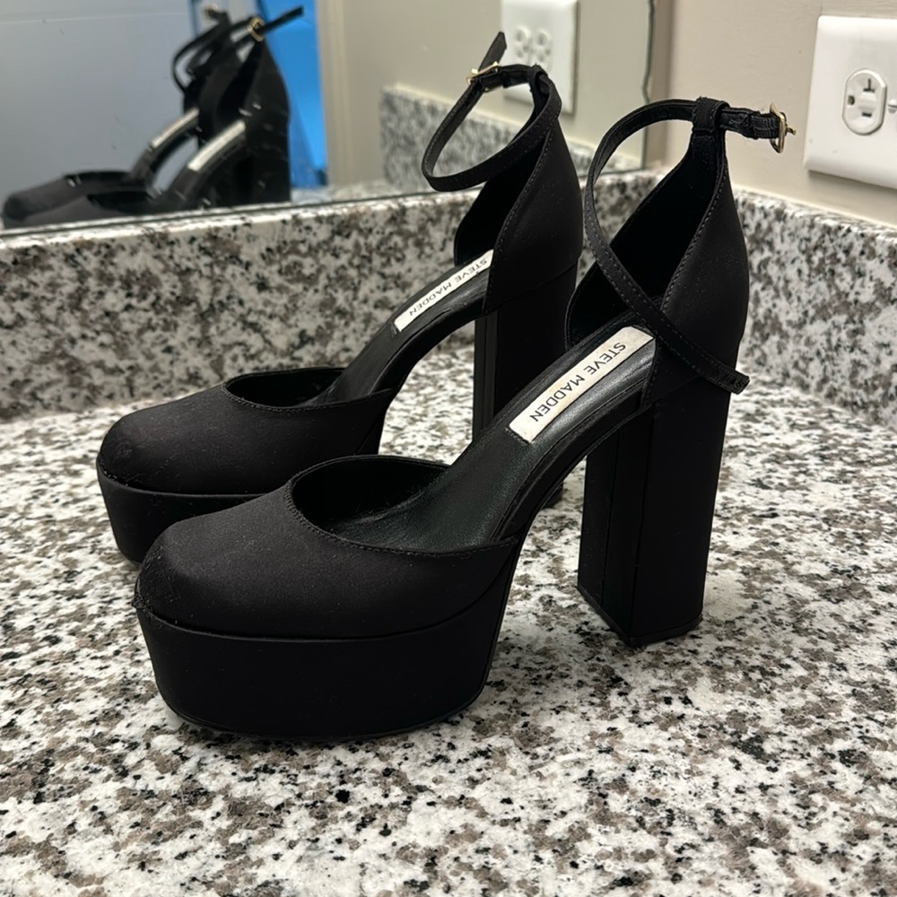 Steve Madden Black Platform Heels